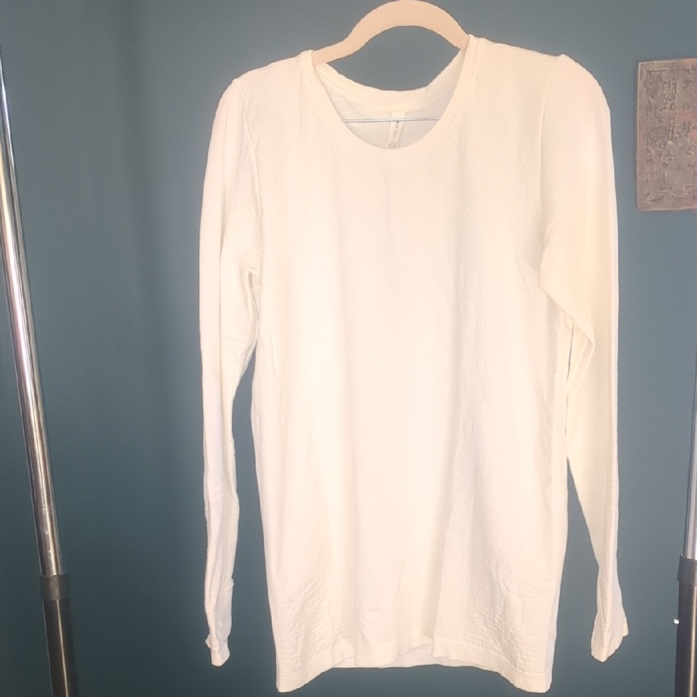 Athleta NWOT White Long Sleeve Shirt